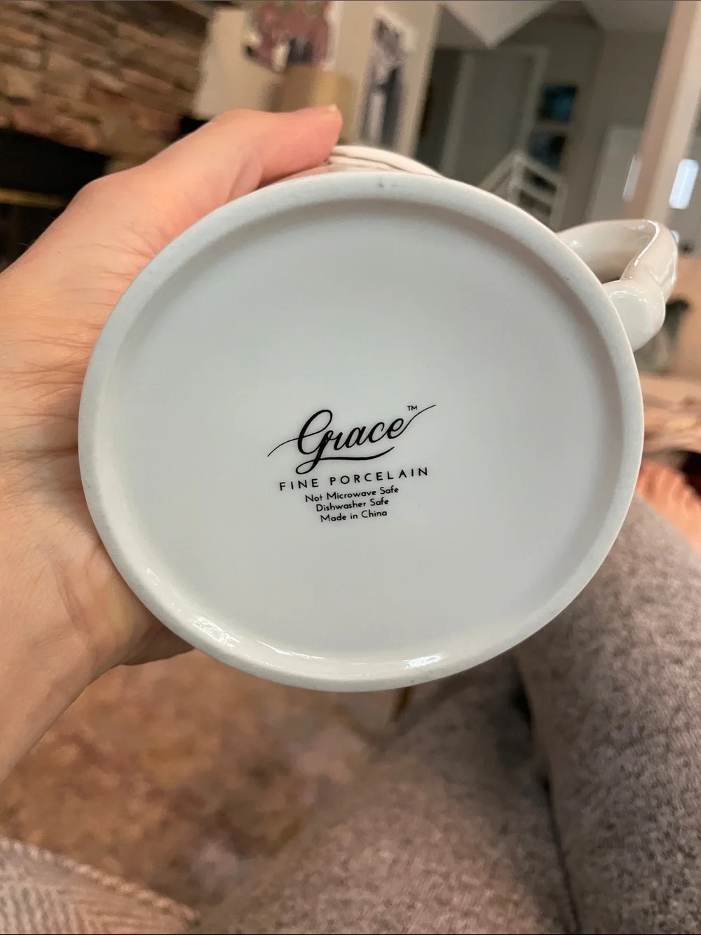 Grace White Porcelain Mug with Script Logo - Picture 2 of 3